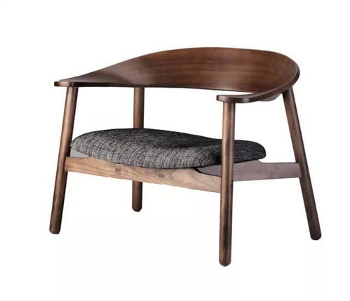 清華大學(xué)美術(shù)學(xué)院于歷戰(zhàn)老師帶領(lǐng)參觀曲美家具廠實(shí)況報(bào)道